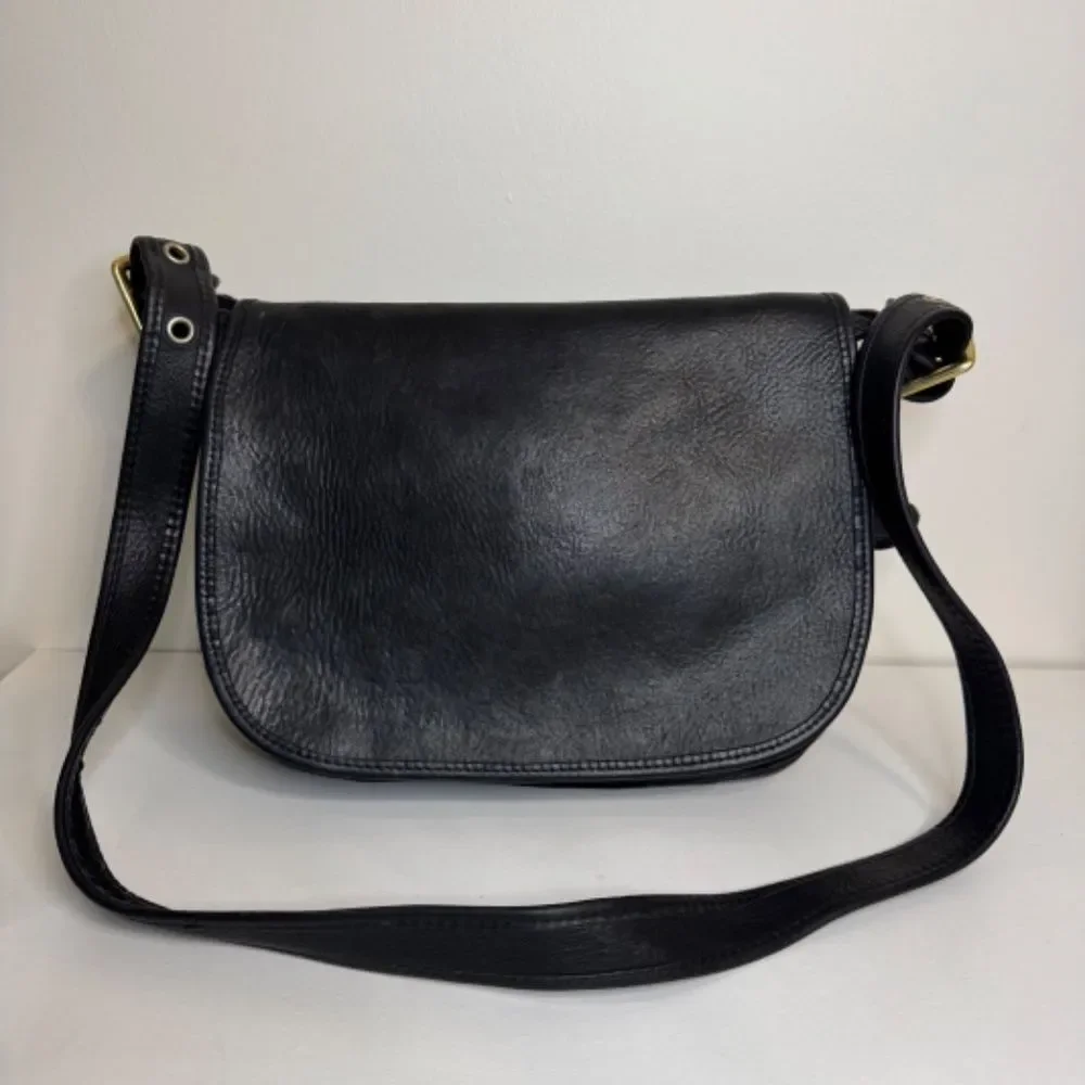 Vintage 1990s Black Leather Patricia's Legacy Coach Saddle Style Shoulder Bag